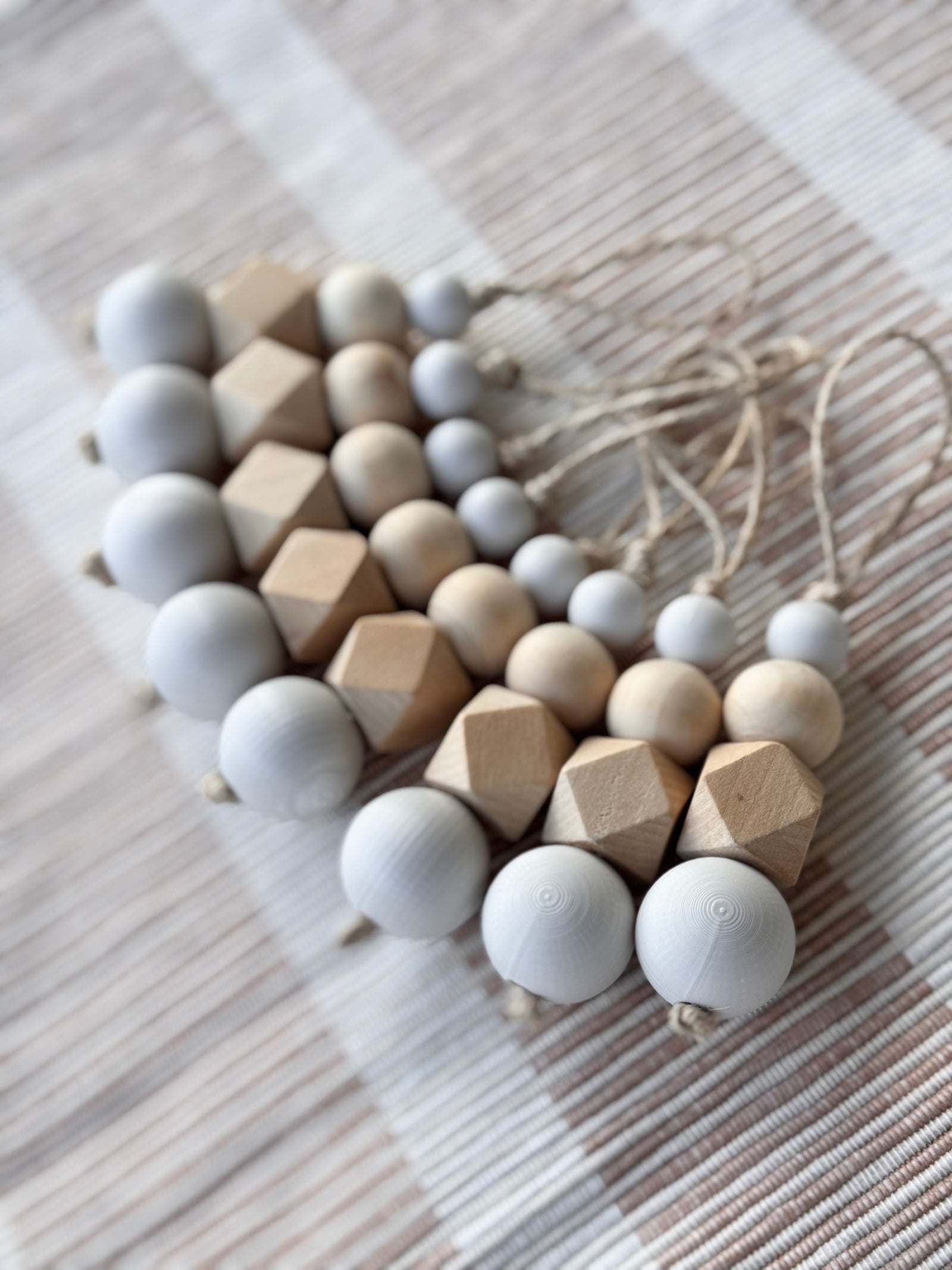 chrissy tree bead drop